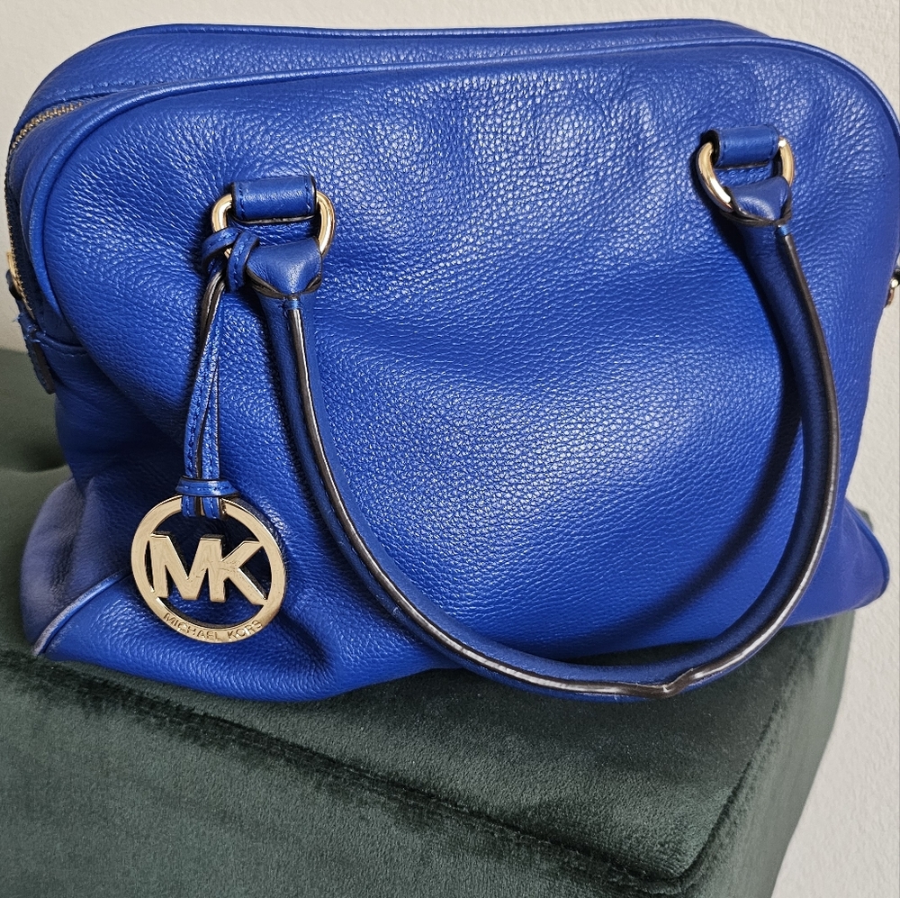 Michael Kors Blue Shoulder Bag with Gold Hardware